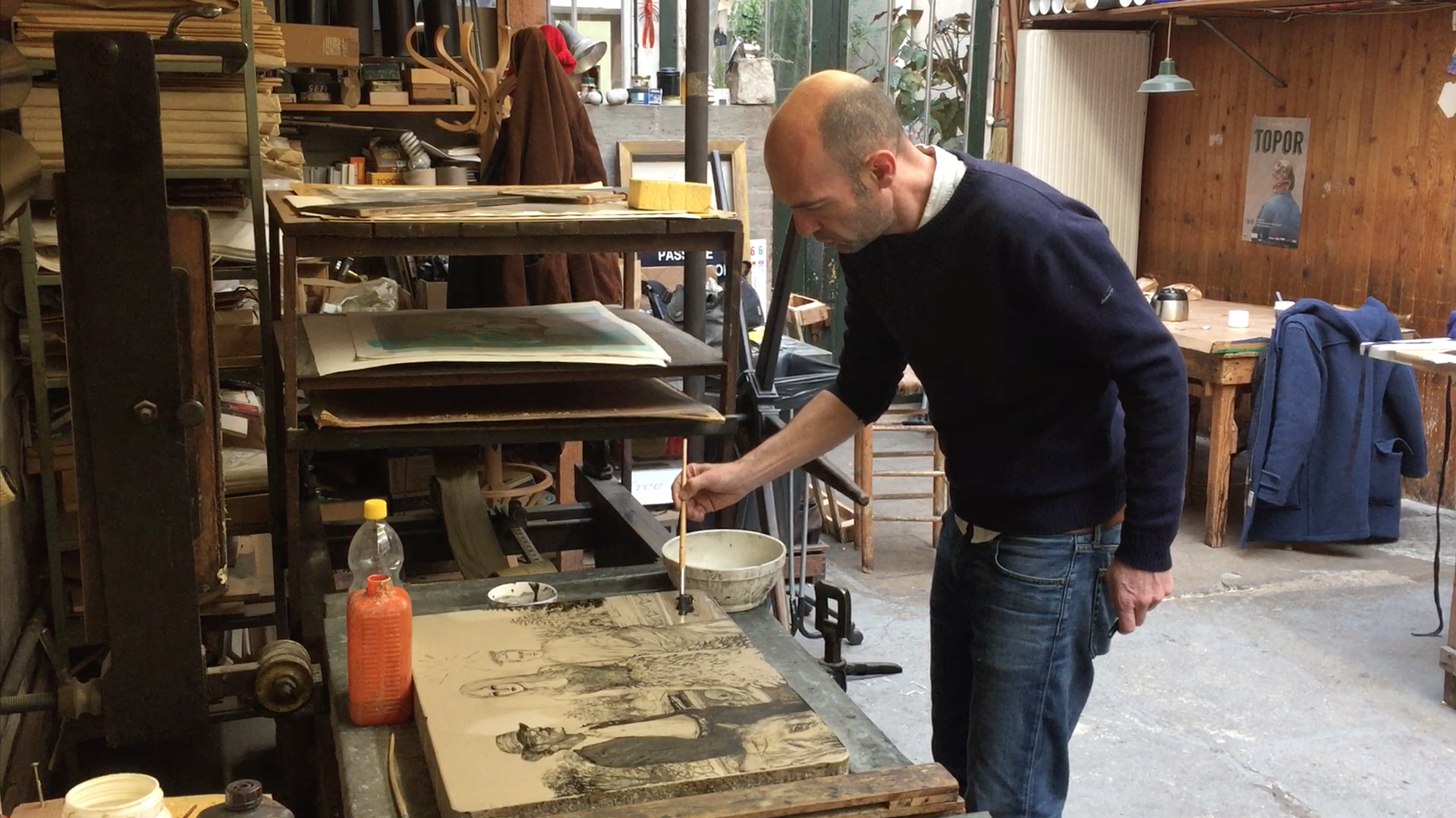 Video - Nicolas de Crécy dessinant pour la lithographie Le Jardin de Vénus