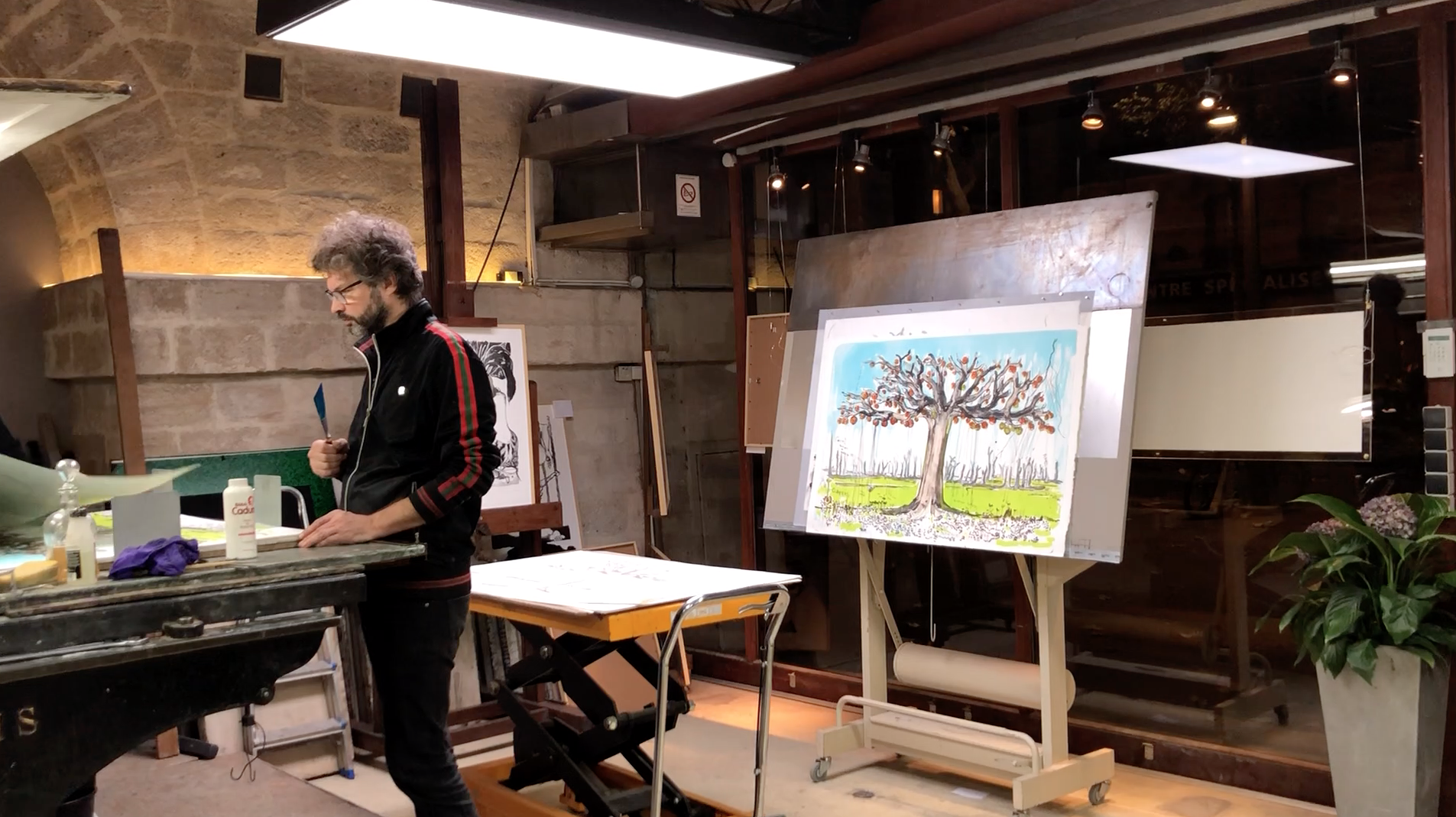 Video - 22 novembre 2019. Voici l'impression de la dernire couleur, qui vient donner toute sa force  la lithographie